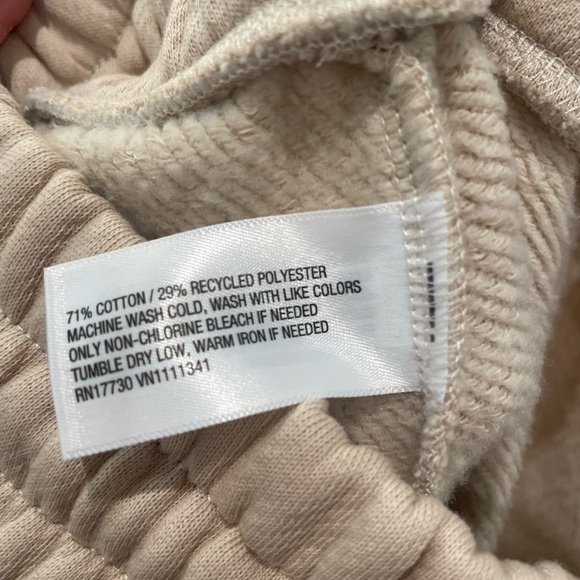 NWT Soft Girl Neutral Cargo Mini Skirt Lounge Fleece Utility Universal Thread L - Picture 10 of 10